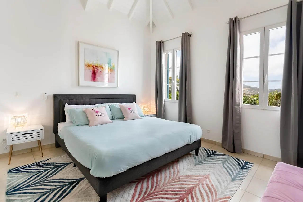 Villa Flamingo, Beautiful 2 Bedroom House - 1 Min From The Beach! Orient Bay